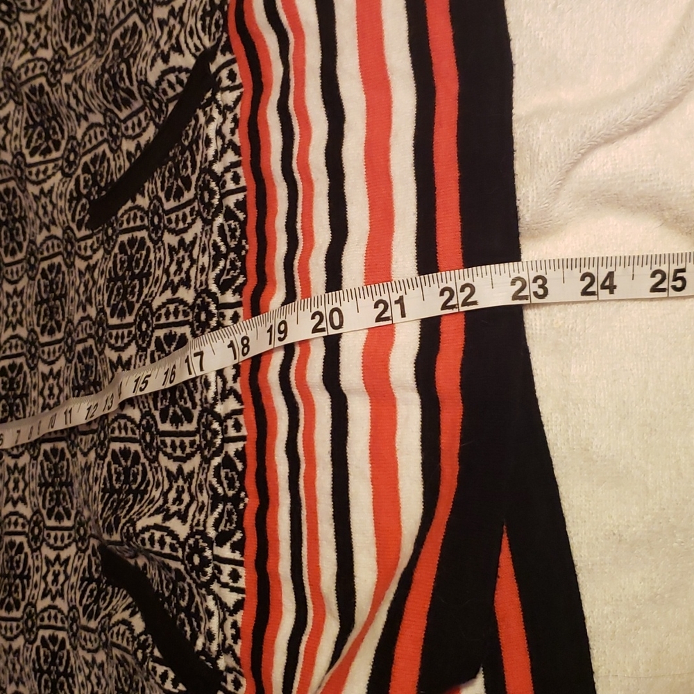Ruby Rd. Patterned Sweater. Tie front. - Picture 6 of 6